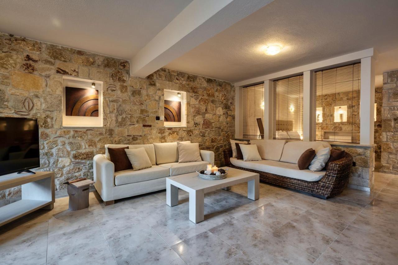 Palmrise Luxury Villas By Travel Pro Services - Nea Skioni Halkidiki Εξωτερικό φωτογραφία