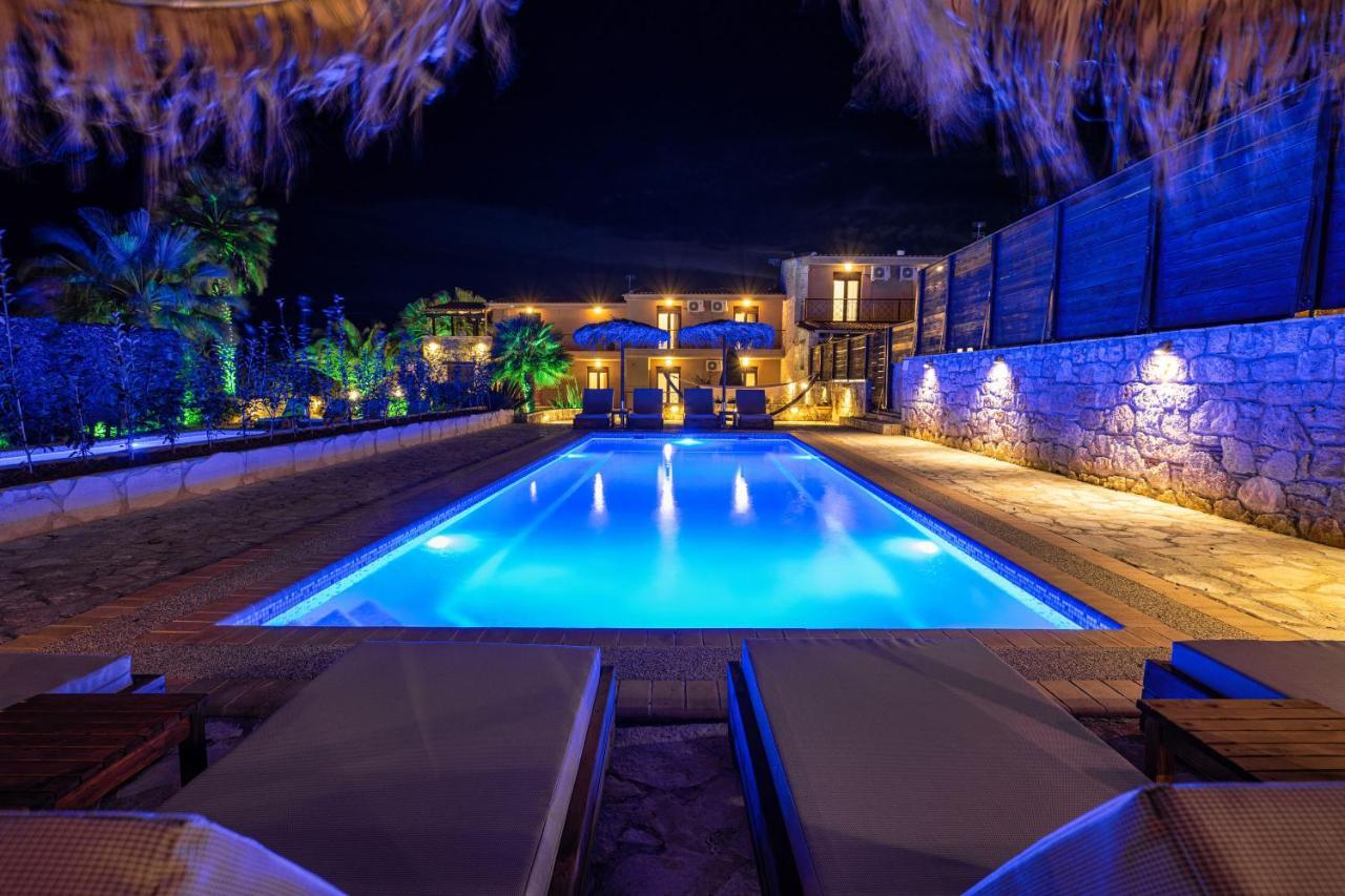 Palmrise Luxury Villas By Travel Pro Services - Nea Skioni Halkidiki Εξωτερικό φωτογραφία